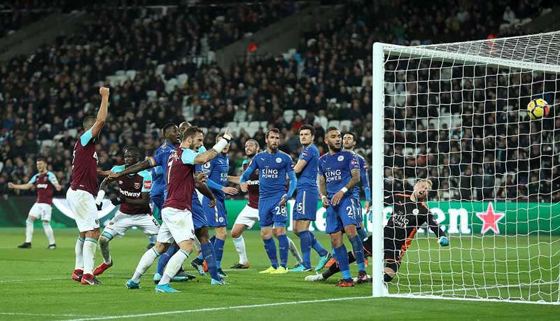 Kouyate goal v Leicester