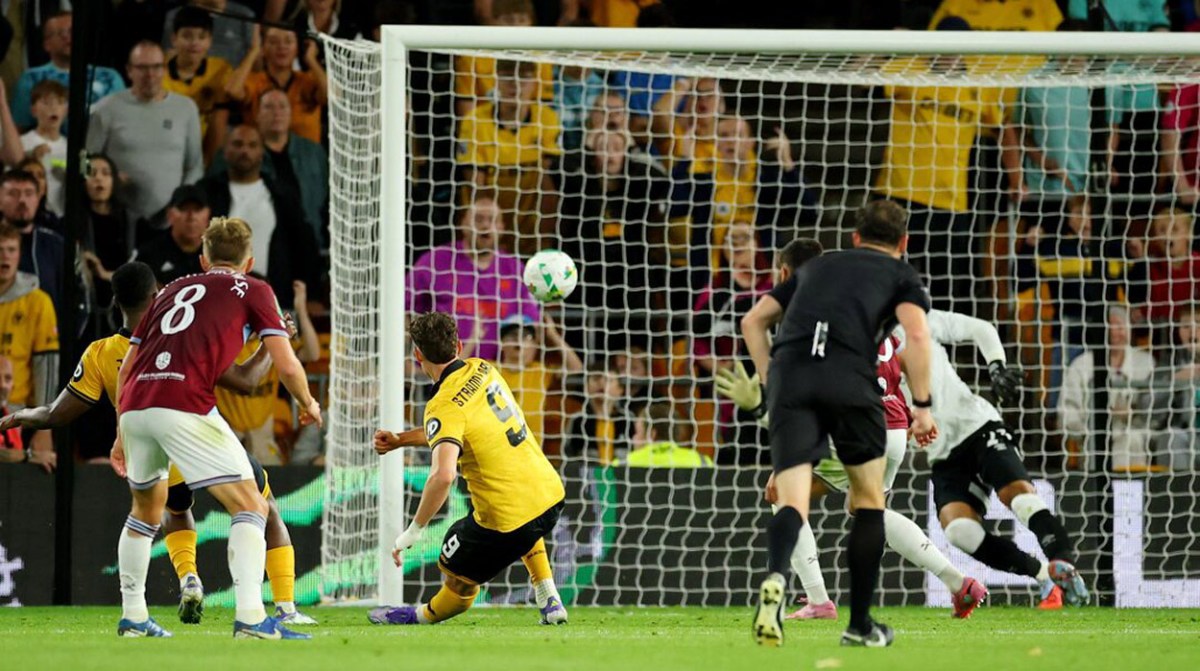 West Ham United – the Quest for League Cup Glory: Six Decades of Near Misses and Frustrating&nbsp;Eliminations